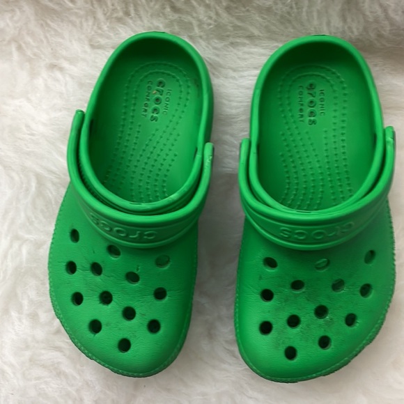 Green Crocs for kids - Picture 4 of 4